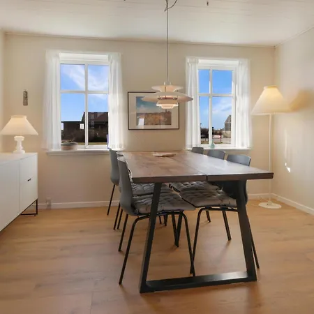 Moderniseret Helarshus Ved Vesterhavet Sj1101 *
